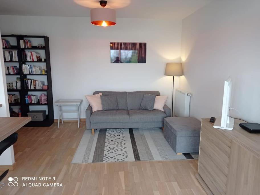 Superbe Appartement Avec Balcon Filant Cenon Eksteriør bilde